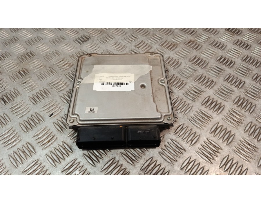 Recambio de centralita motor uce para volkswagen passat b6 (3c2) 1.4 tsi ecofuel referencia OEM IAM 03C906021A  