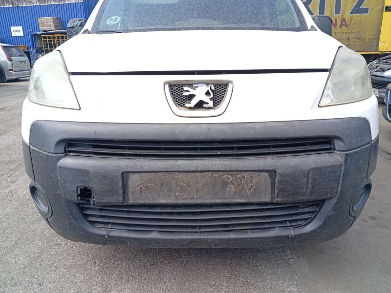 Recambio de refuerzo paragolpes delantero para peugeot partner furgoneta/monovolumen 1.6 hdi referencia OEM IAM   