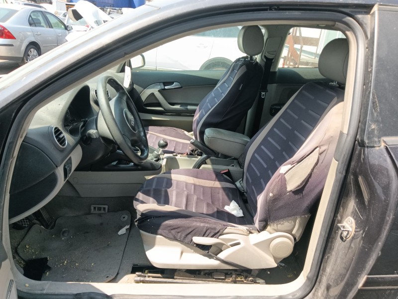 audi a3 sportback (8pa) del año 2004