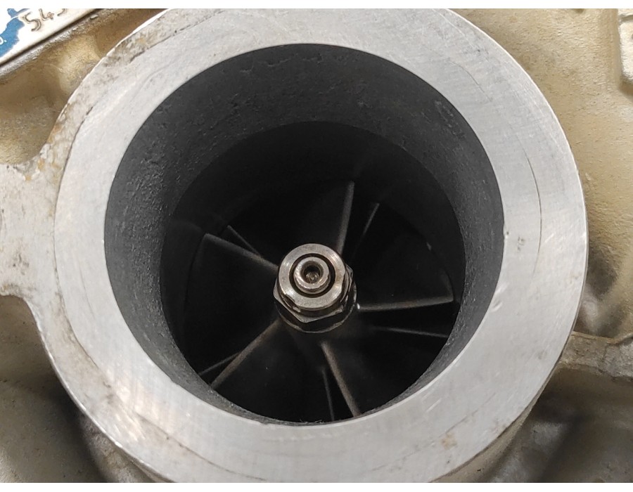 Recambio de turbocompresor para dacia duster 1.5 dci diesel fap cat referencia OEM IAM H82728404 889697H82728404 54399700087
