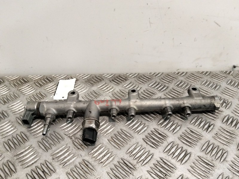 Recambio de rampa inyectora para hyundai h350 furgoneta 2.5 crdi referencia OEM IAM 314004A900  
