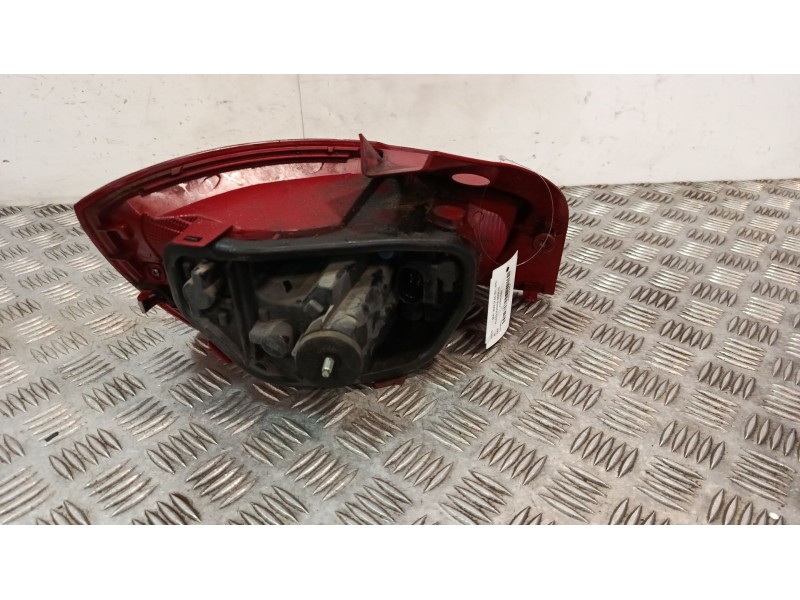 Recambio de piloto trasero derecho para seat ibiza iv sc (6j1, 6p5) 1.4 tdi referencia OEM IAM 6J4945258D  