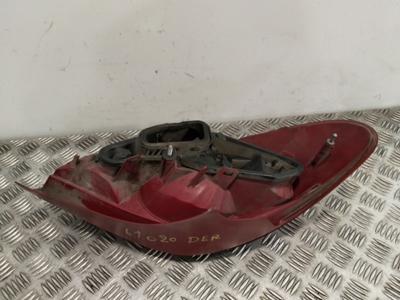 Recambio de piloto trasero derecho para peugeot 207/207+ (wa_, wc_) 1.6 hdi referencia OEM IAM 964998658002  
