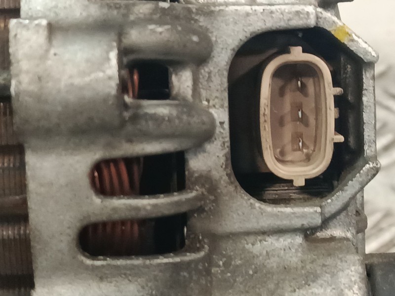 Recambio de alternador para mazda 5 (cr) 2.0 cd (cr19) referencia OEM IAM A3TB6581  