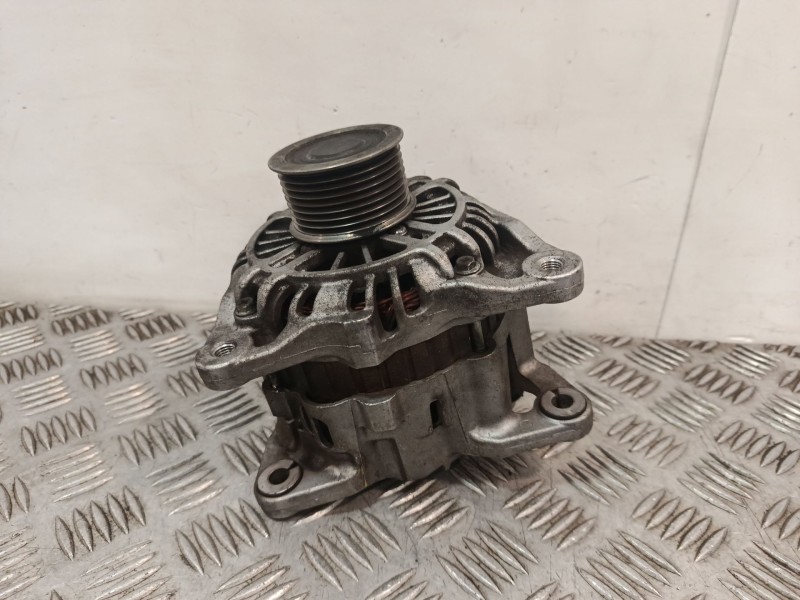 Recambio de alternador para mazda 5 (cr) 2.0 cd (cr19) referencia OEM IAM A3TB6581  