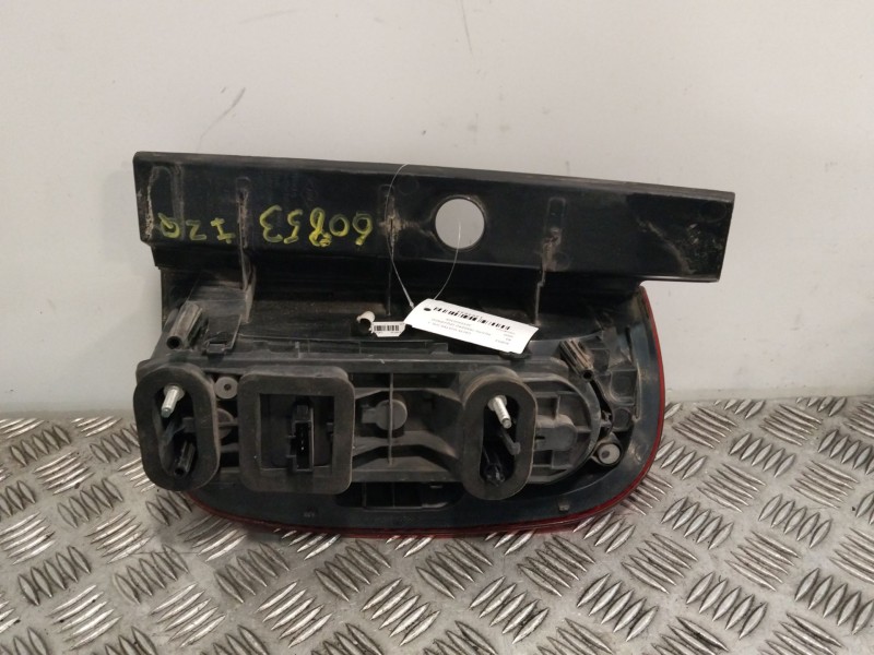 Recambio de piloto trasero izquierdo para dacia duster (hs_) 1.2 tce 125 referencia OEM IAM 265550035R  