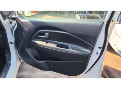 Recambio de guarnecido puerta delantera derecha para kia rio iii (ub) 1.25 cvvt referencia OEM IAM 9823401W010  