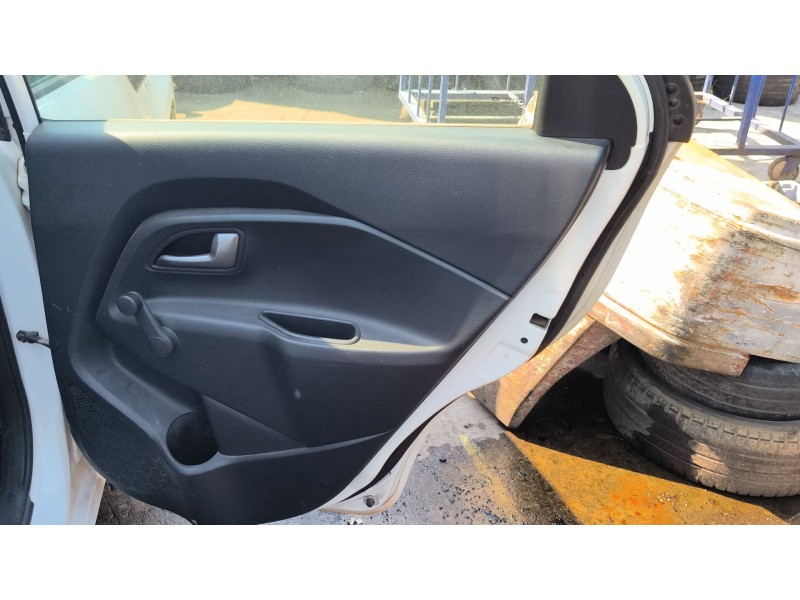 Recambio de guarnecido puerta trasera derecha para kia rio iii (ub) 1.25 cvvt referencia OEM IAM 833401W020  
