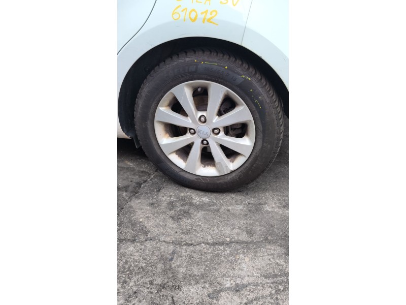 Recambio de mangueta trasera izquierda para kia rio iii (ub) 1.25 cvvt referencia OEM IAM 527500U000  