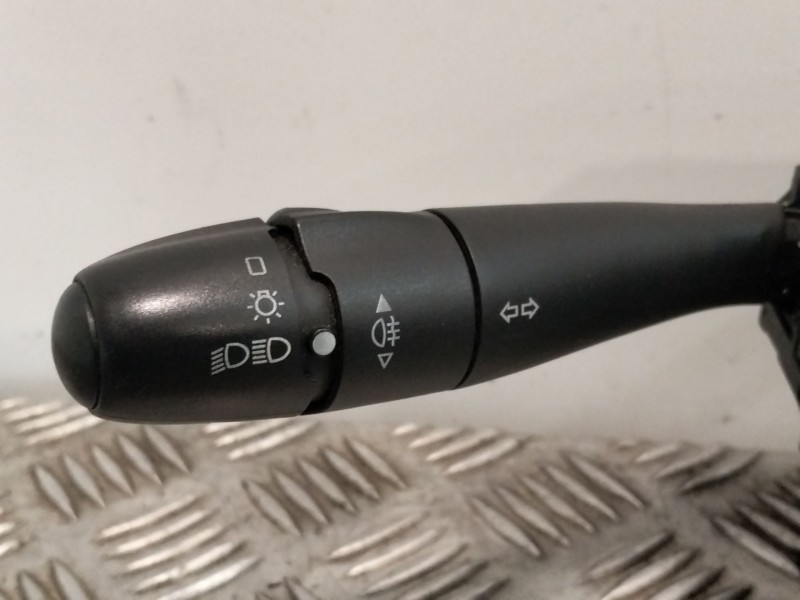Recambio de mando multifuncion para peugeot 207/207+ (wa_, wc_) 1.6 hdi referencia OEM IAM 96630732XT  