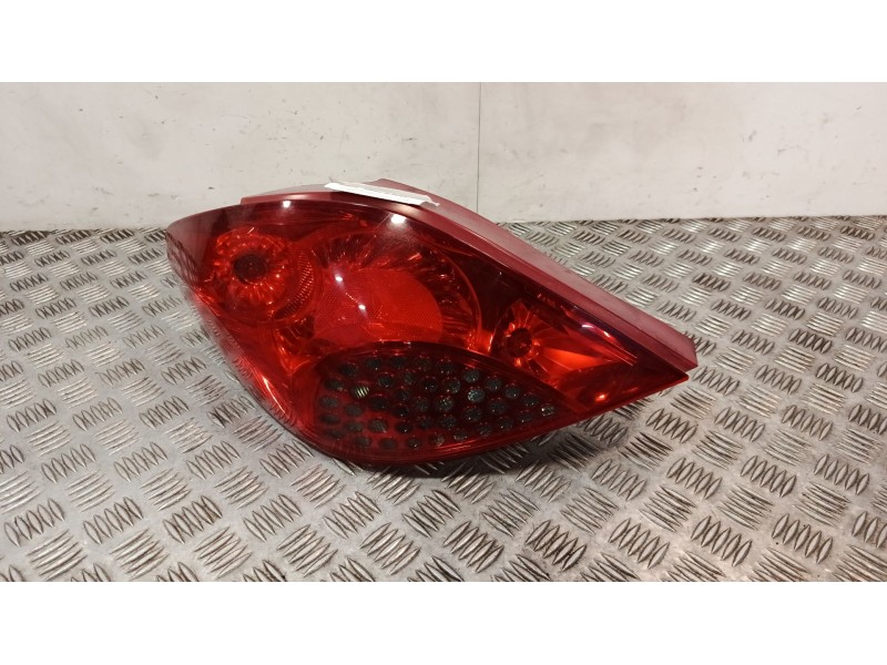 Recambio de piloto trasero izquierdo para peugeot 207/207+ (wa_, wc_) 1.6 hdi referencia OEM IAM 9649986680  