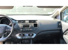 Recambio de airbag delantero derecho para kia rio iii (ub) 1.25 cvvt referencia OEM IAM 883011W020BGF  