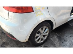 Recambio de amortiguador trasero derecho para kia rio iii (ub) 1.25 cvvt referencia OEM IAM 553001W001  