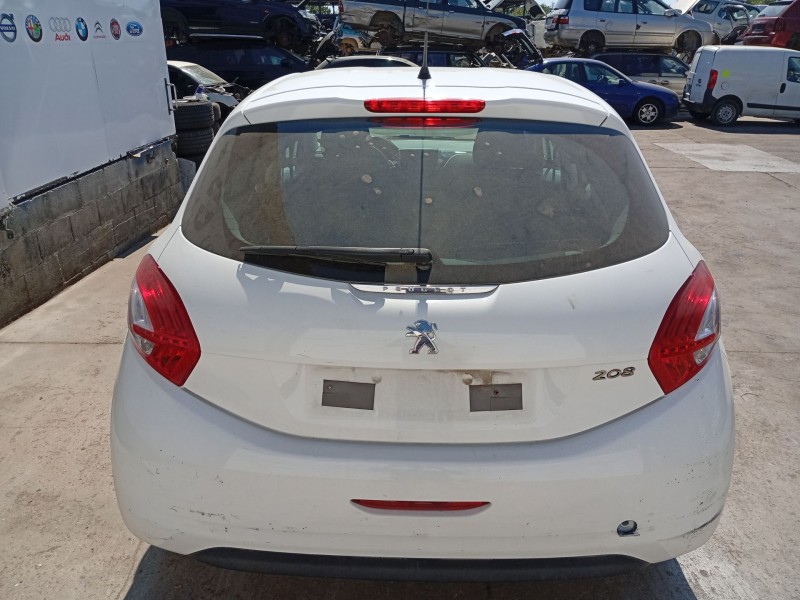 Recambio de porton trasero para peugeot 208 i (ca_, cc_) 1.2 vti 82 referencia OEM IAM 9810682180  