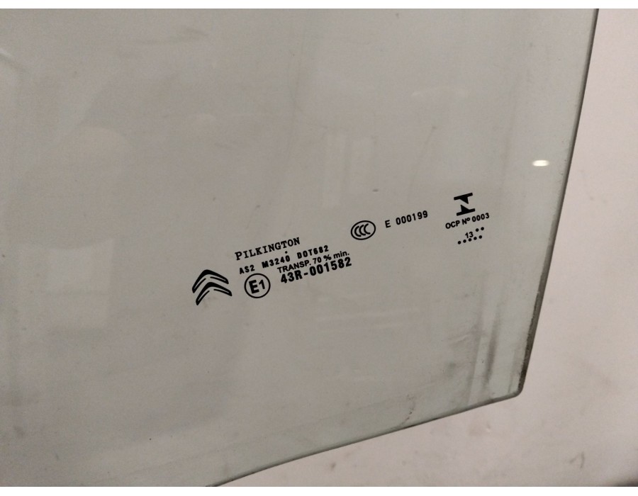 Recambio de luna delantera izquierda para citroën c4 ii (nc_) 1.6 hdi 115 referencia OEM IAM 9807402880  