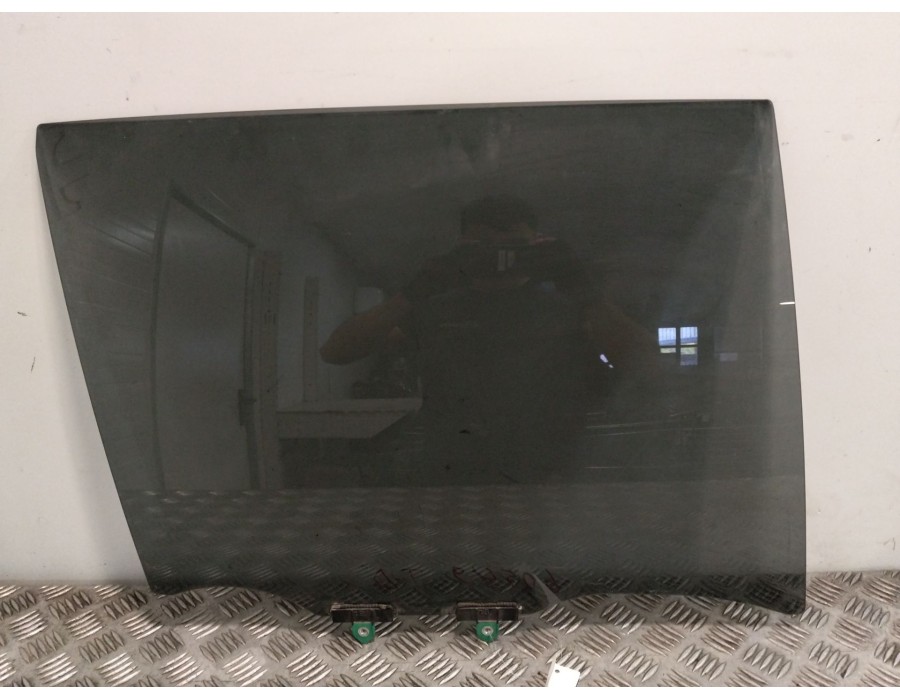 Recambio de luna trasera derecha para toyota rav 4 v (_a5_, _h5_) 2.0 (mxaa52) referencia OEM IAM 6810342190  