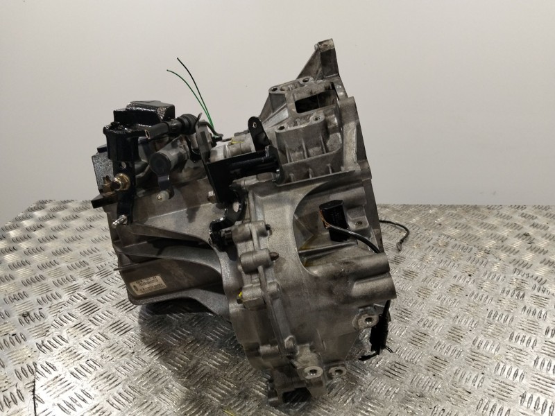 Recambio de caja cambios para ford mondeo ii (bap) 2.5 st 200 referencia OEM IAM XS7R7002EA  