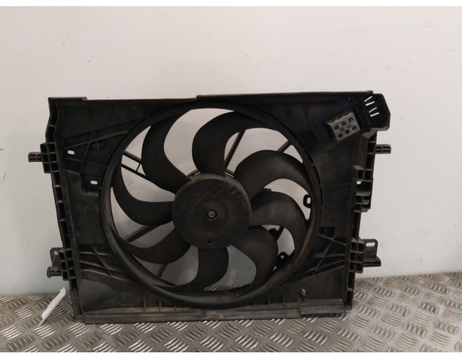 Recambio de electroventilador para renault clio ii (bb_, cb_) 1.5 dci (b/cb07) referencia OEM IAM 214818009R  