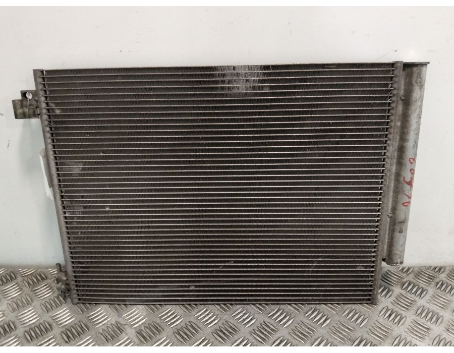 Recambio de condensador aire acondicionado para dacia sandero ii (b8_) tce 90 (b8m1, b8ma) referencia OEM IAM 921006843R  