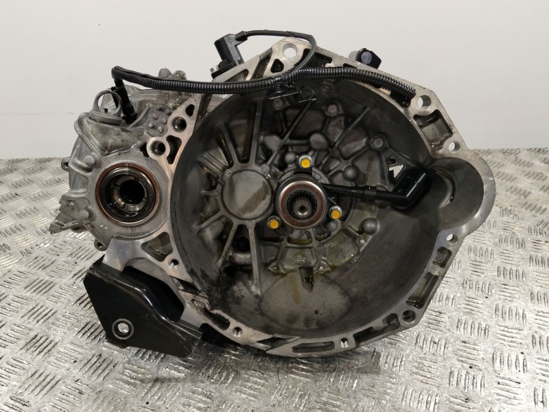 Recambio de caja cambios para kia ceed referencia OEM IAM ZG38KJ / 430B026033  