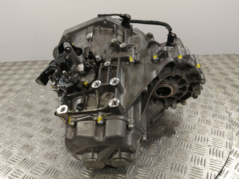 Recambio de caja cambios para kia ceed referencia OEM IAM ZG38KJ / 430B026033  