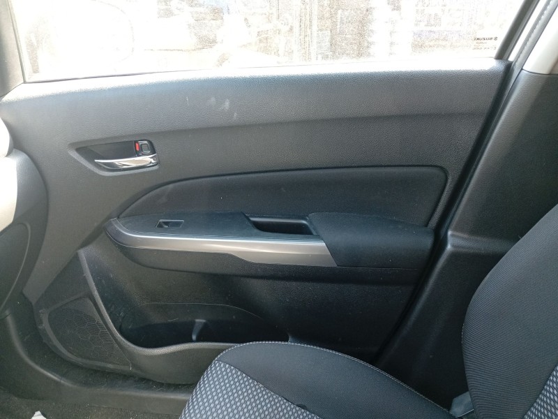 Recambio de guarnecido puerta delantera derecha para suzuki vitara (ly) 1.0 (apk 310) referencia OEM IAM   
