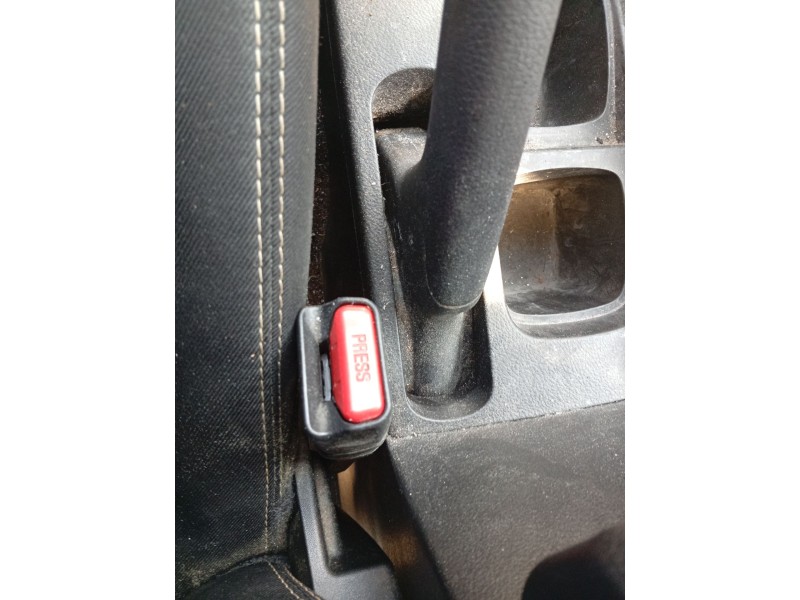 Recambio de enganche cinturon delantero izquierdo para suzuki vitara (ly) 1.0 (apk 310) referencia OEM IAM 8498585P00  