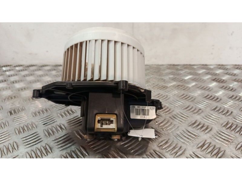 Recambio de motor calefaccion para peugeot partner caja/chasis 1.6 hdi referencia OEM IAM 5F2228200  