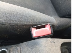 Recambio de enganche cinturon delantero derecho para citroën c3 ii (sc_) 1.4 hdi 70 (sc8hzc, sc8hr0, sc8hp4) referencia OEM IAM 