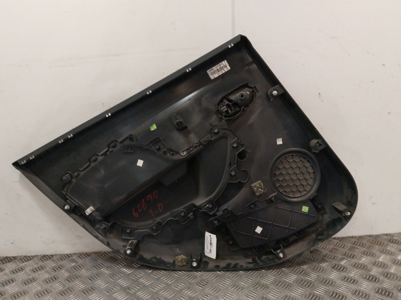 Recambio de guarnecido puerta trasera derecha para dacia sandero ii (b8_) tce 90 lpg (b8m1) referencia OEM IAM 829A01370R  