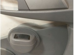 Recambio de guarnecido puerta delantera derecha para toyota aygo (_b1_) 1.0 (kgb10_) referencia OEM IAM 676110H010   2