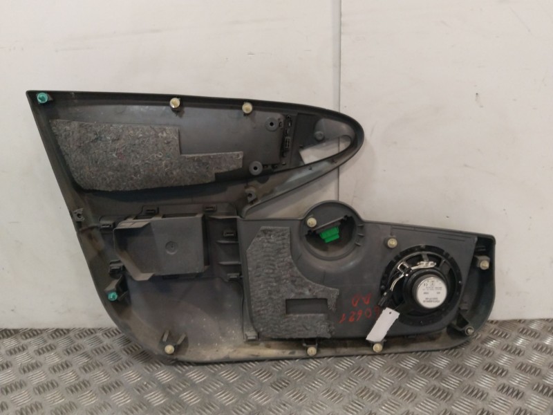 Recambio de guarnecido puerta delantera derecha para toyota aygo (_b1_) 1.0 (kgb10_) referencia OEM IAM 676110H010  