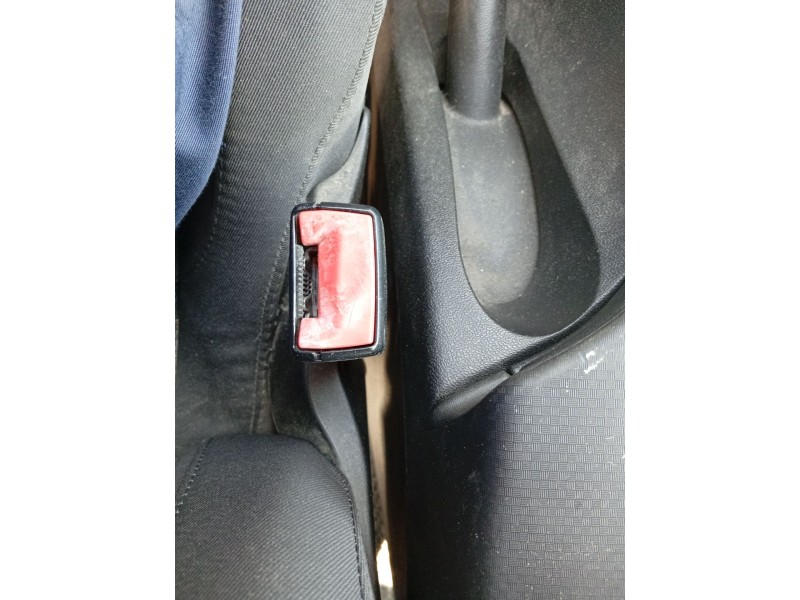 Recambio de enganche cinturon delantero izquierdo para seat altea xl (5p5, 5p8) 1.6 tdi referencia OEM IAM 5P0857756G  