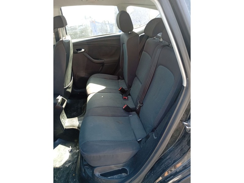 Recambio de asientos traseros para seat altea xl (5p5, 5p8) 1.6 tdi referencia OEM IAM 1K0885321H  