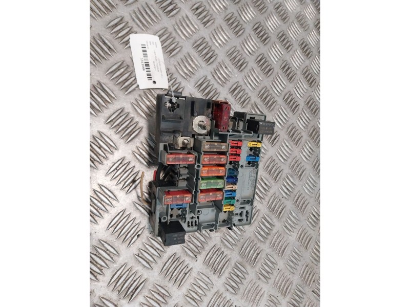 Recambio de caja reles / fusibles para citroën xsara (n1) 1.6 16v referencia OEM IAM 96280244  
