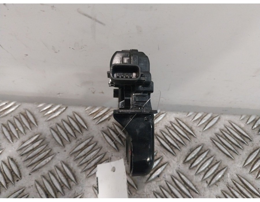 Recambio de cerradura maletero / porton para renault scénic iv (j9_) 1.5 dci 110 referencia OEM IAM 905031335R  