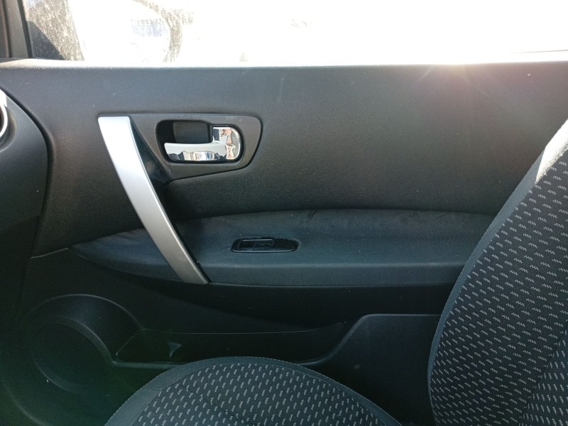 Recambio de guarnecido puerta delantera derecha para nissan qashqai i (j10, nj10) 2.0 dci referencia OEM IAM 80976JD100  
