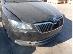 Recambio de paragolpes delantero para skoda superb ii station wagon (3t5) 2.0 tdi 16v referencia OEM IAM 3T0807221G   2