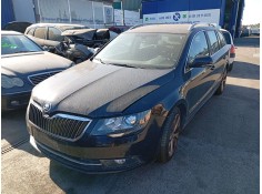 Recambio de amortiguador delantero derecho para skoda superb ii station wagon (3t5) 2.0 tdi 16v referencia OEM IAM 3AA413031M  