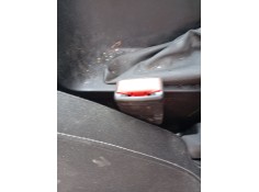 Recambio de enganche cinturon delantero izquierdo para opel insignia a (g09) 2.0 cdti (68) referencia OEM IAM 13327470  