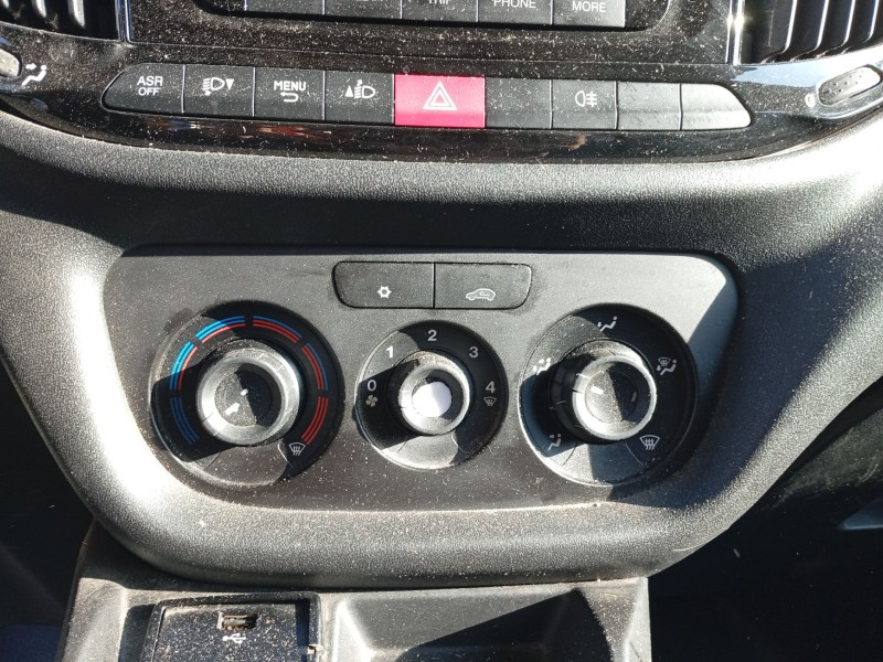 Recambio de mando climatizador para fiat doblo cargo (263_) 1.6 d multijet referencia OEM IAM 73549897  