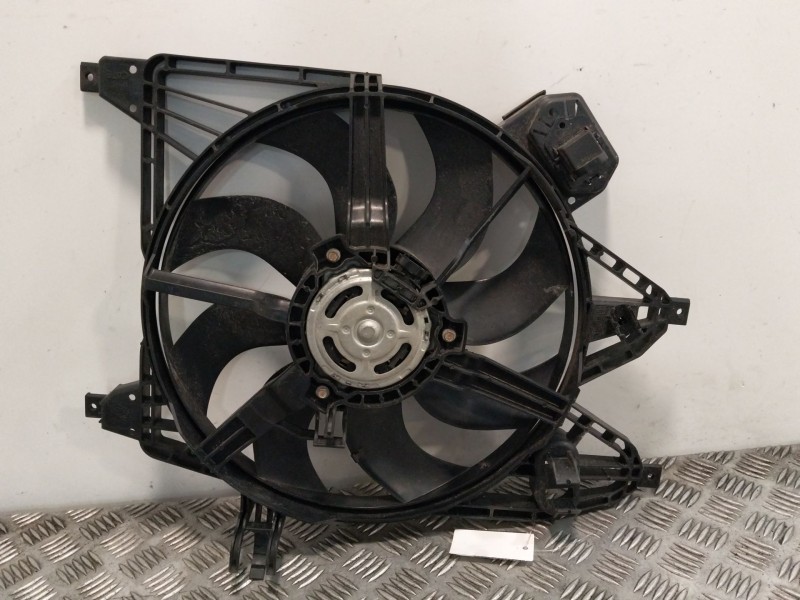 Recambio de electroventilador para renault kangoo (kc0/1_) 1.5 dci referencia OEM IAM 8200394646  