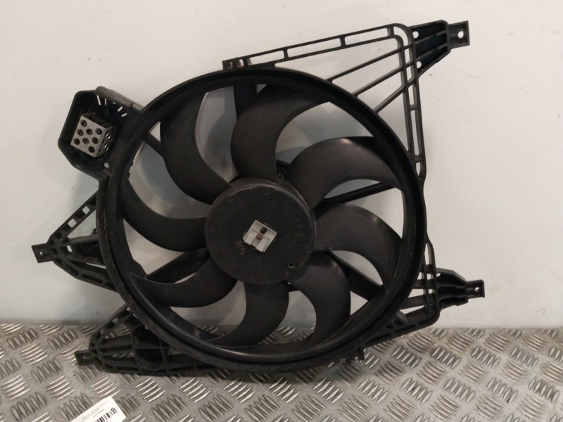Recambio de electroventilador para renault kangoo (kc0/1_) 1.5 dci referencia OEM IAM 8200394646  