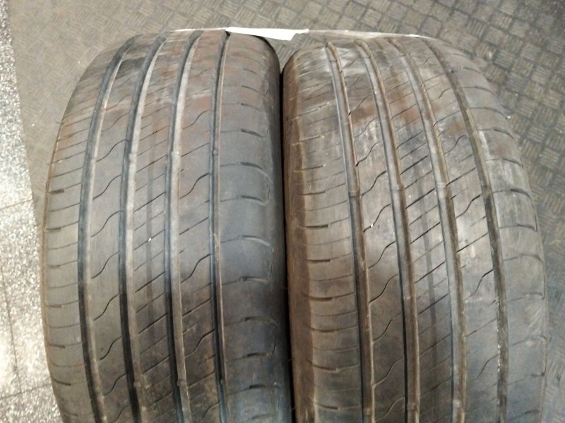 Recambio de neumatico pareja para neumatico neumatico ocasion referencia OEM IAM 205/55/16 91Y GOODYEAR 