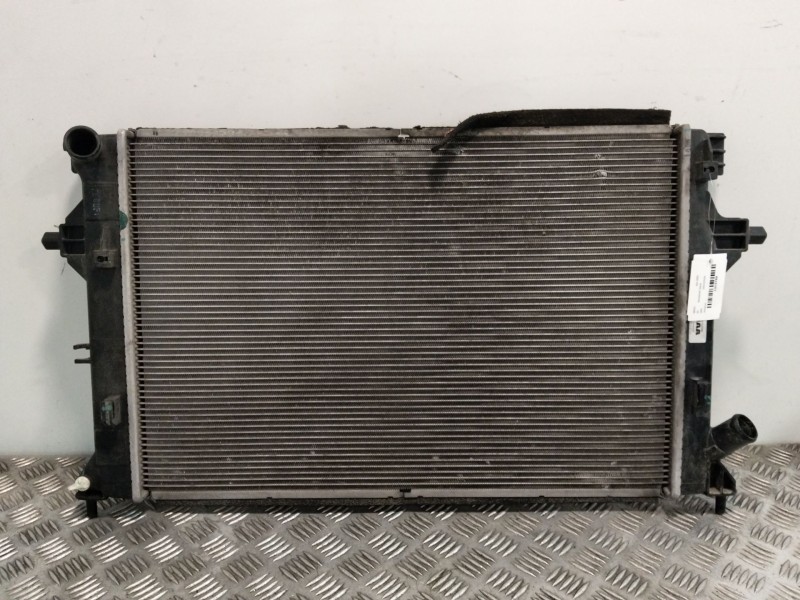 Recambio de radiador agua para kia ceed referencia OEM IAM 25310J7000  