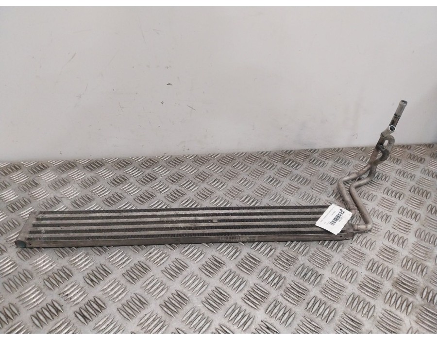 Recambio de radiador aceite para volkswagen touareg (7la, 7l6, 7l7) 2.5 r5 tdi referencia OEM IAM 7L8422885A  