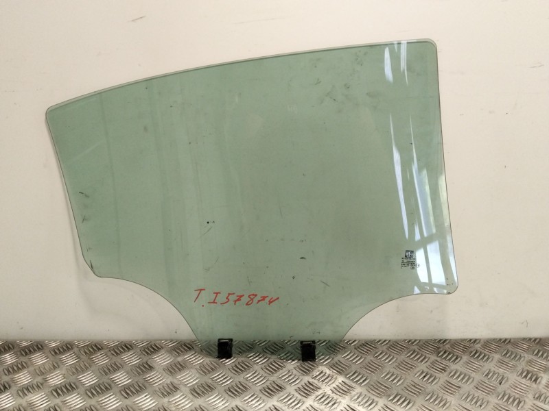 Recambio de luna trasera derecha para peugeot 208 referencia OEM IAM 43R001583  