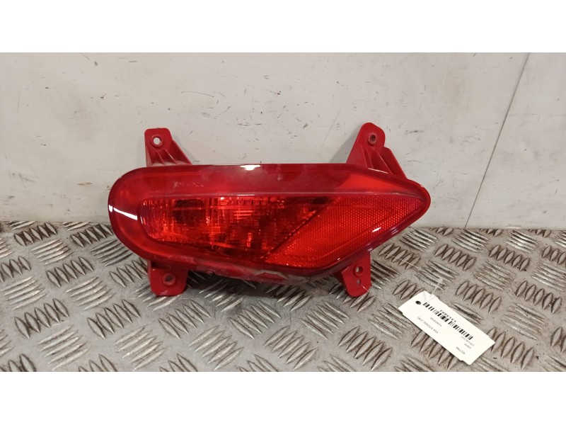 Recambio de piloto trasero izquierdo paragolpes para kia stonic (yb) 1.0 t-gdi referencia OEM IAM 92405H8  