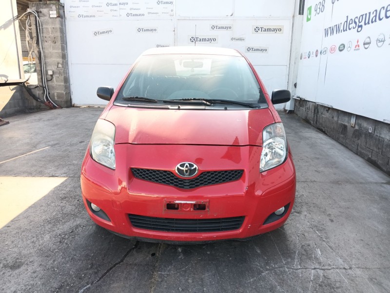 toyota yaris (_p9_) del año 2011