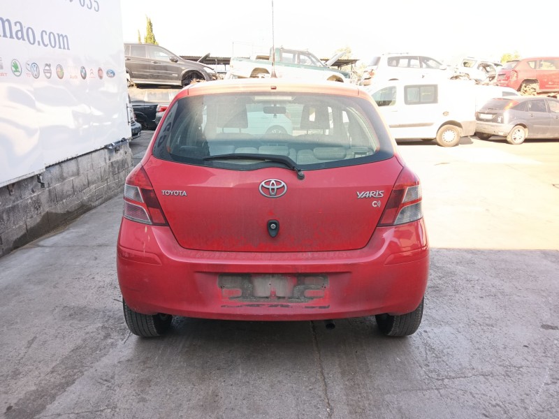toyota yaris (_p9_) del año 2011